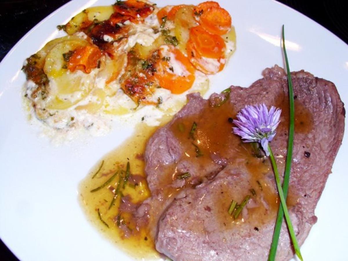 Fleisch: Kalbsschnitzel in Quitten-Rosmarin-Sauce - Rezept