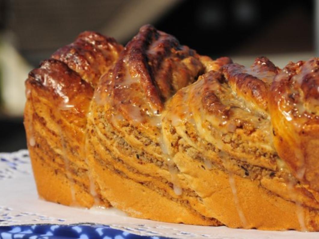 Nuss Marzipan Zopf - einfach - von tonka