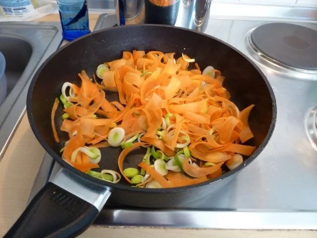 Spaghetti mit Lachs-Zitronen-Sauce - Rezept - Bild Nr. 3