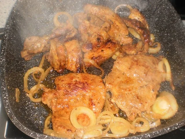 Rezept: Spargel weiß - Kammscheiben - -Schweinbauchscheiben- Tomaten-Béchamel Bild Nr. 6 Spargel weiß - Kammscheiben - -Schweinbauchscheiben- Tomaten-Béchamel - Rezept - Bild Nr. 6