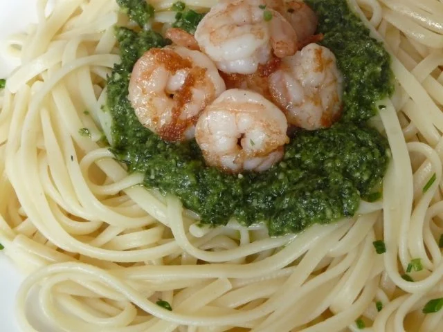Rezept: Pesto - Pasta mit Garnelen Pesto - Pasta mit Garnelen - Rezept