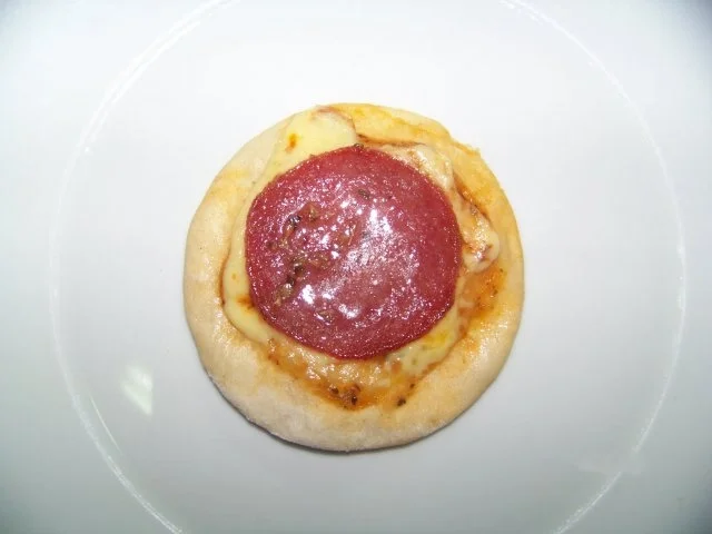 Rezept: Pizzatapas 4Stk pro Person Bild Nr. 3 Pizzatapas 4Stk pro Person - Rezept - Bild Nr. 3