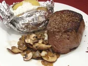 Rezept: Minnesota Prime Rib mit Champignons und Ofenkartoffeln mit Sourcream Minnesota Prime Rib mit Champignons und Ofenkartoffeln mit Sourcream - Rezept
