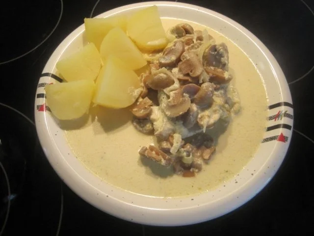 Putenschnitzel in Zwiebel-Champignon-Sahne - Rezept - Bild Nr. 7