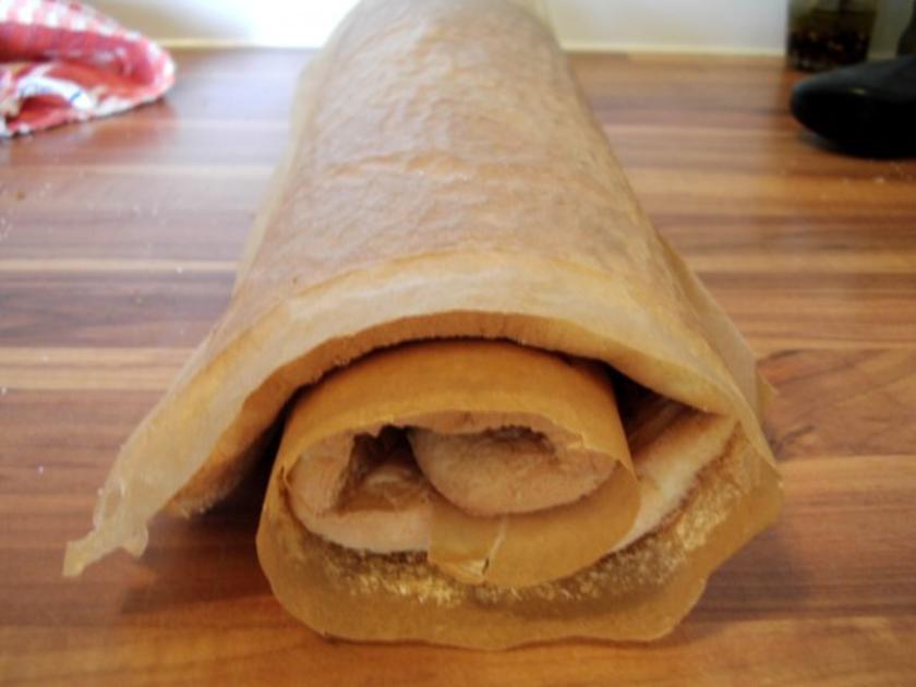 Himbeer Sahne Biskuit Rolle - einfach - 203 kcal/100g