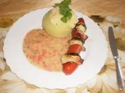 Bockwurstpieß an gefüllten Kohlrabi - Rezept