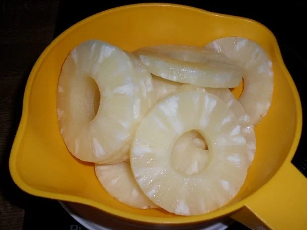 Rezept: Pizza Hawaii Bild Nr. 3 Pizza Hawaii - Rezept - Bild Nr. 3