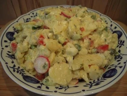Rezept: Sommerlicher Kartoffelsalat Sommerlicher Kartoffelsalat - Rezept