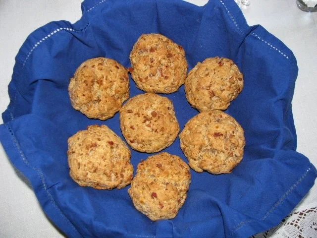 pikante Backwaren: Schinken-Käse-Brötchen - Rezept