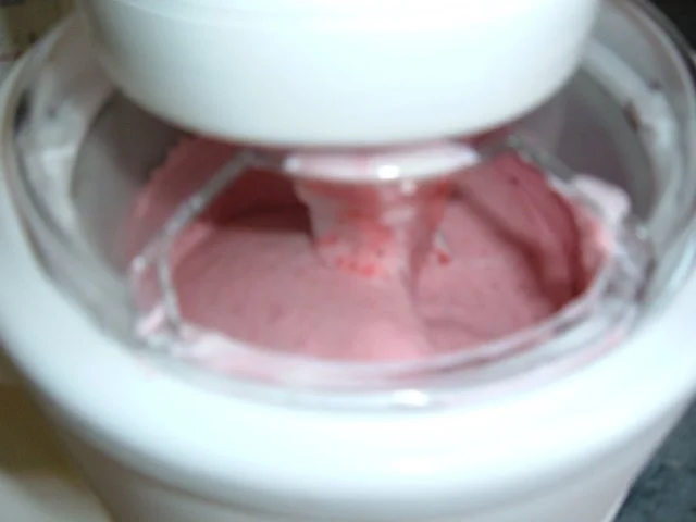 Eis : Erdbeer - Banane - Rezept - Bild Nr. 4