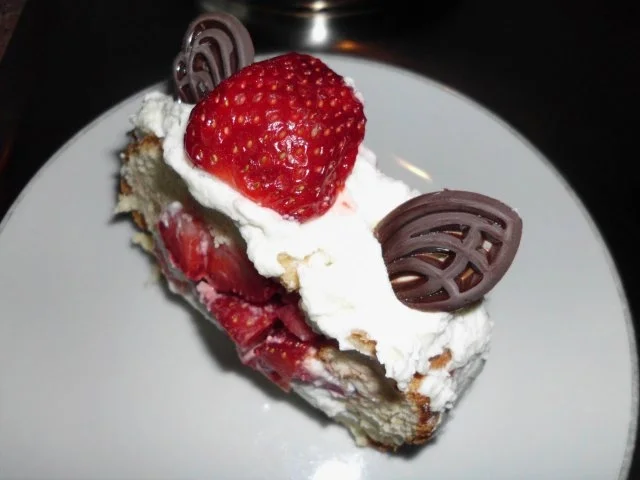 Erdbeer-Rolle - Rezept - Bild Nr. 2