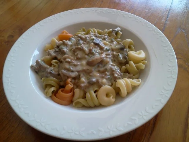 PILZ-HACKFLEISCH PFANNE AUF TROTTOLE TRICOLORE - Rezept - Bild Nr. 2