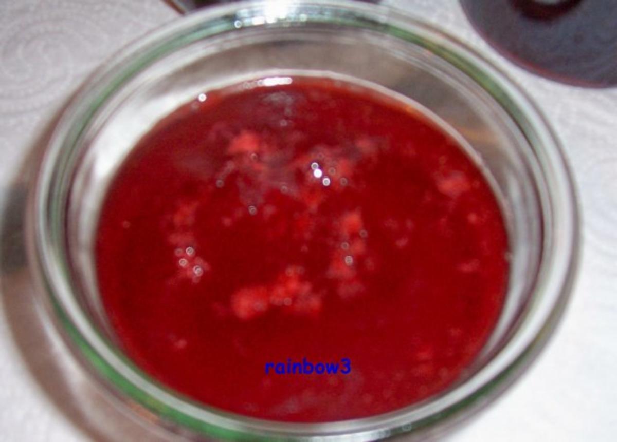 Einmachen: Erdbeer-Rhabarber-Gelee - Rezept - Bild Nr. 3
