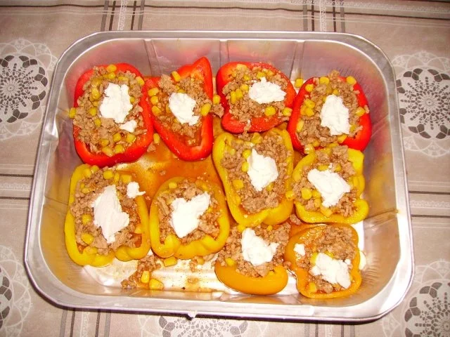 Rezept: Gefüllte Ofen-Paprika Bild Nr. 2 Gefüllte Ofen-Paprika - Rezept - Bild Nr. 2