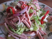 Rezept: Bunter Geflügel-Wurstsalat Bunter Geflügel-Wurstsalat - Rezept