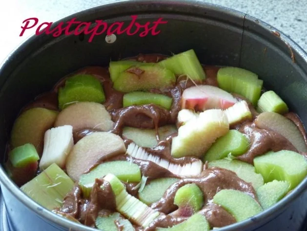 Schoko-Rhabarber-Kuchen - Rezept - Bild Nr. 3