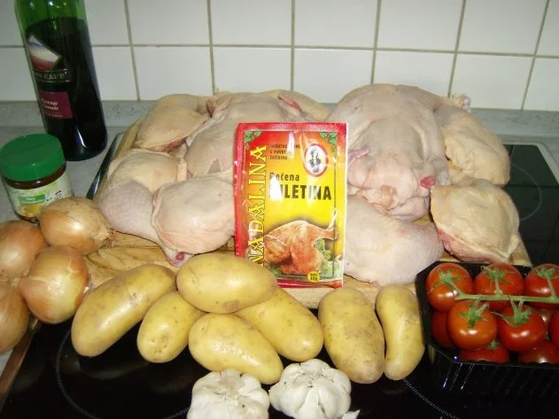 Rezept: Huhn unter Peka auf offenem Feuer Bild Nr. 2 Huhn unter Peka auf offenem Feuer - Rezept - Bild Nr. 2
