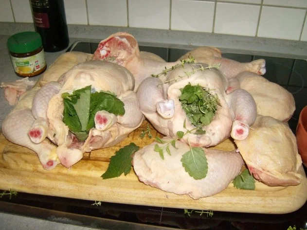 Rezept: Huhn unter Peka auf offenem Feuer Bild Nr. 6 Huhn unter Peka auf offenem Feuer - Rezept - Bild Nr. 6