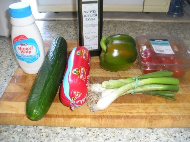 Rezept: Der alles muß weg "Wurstsalat" Bild Nr. 2 Der alles muß weg "Wurstsalat" - Rezept - Bild Nr. 2