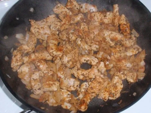 Rezept: Filetstreifen in Tomatensugo mit glasierten Karotten und Basmatireis Bild Nr. 9 Filetstreifen in Tomatensugo mit glasierten Karotten und Basmatireis - Rezept - Bild Nr. 9