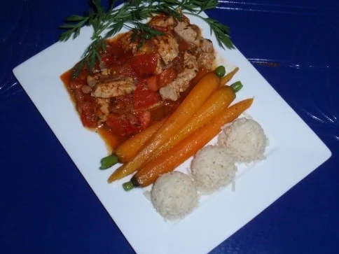 Rezept: Filetstreifen in Tomatensugo mit glasierten Karotten und Basmatireis Bild Nr. 16 Filetstreifen in Tomatensugo mit glasierten Karotten und Basmatireis - Rezept - Bild Nr. 16