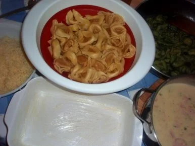 Auflauf: Tortellini-Auflauf mit Schinken-Sahne-Soße - Rezept - Bild Nr. 2