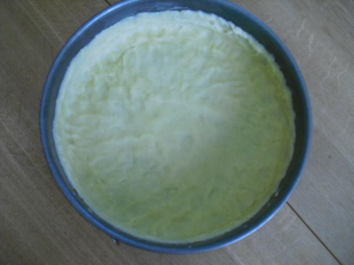 Gefüllter Kirsch Streusel Kuchen - einfach - von suzan