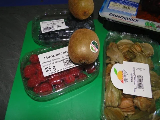 Spargelsalat mit Himbeeren und Himbeeressig, - Rezept - Bild Nr. 5