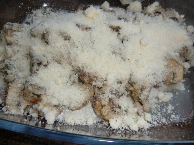 Rezept: Viktoriabarschfilet unter einer Champignion-Käsekruste Bild Nr. 3 Viktoriabarschfilet unter einer Champignion-Käsekruste - Rezept - Bild Nr. 3