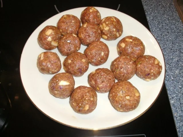 Hack-Klößchen in Champignonrahm - Rezept - Bild Nr. 2