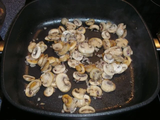 Hack-Klößchen in Champignonrahm - Rezept - Bild Nr. 4