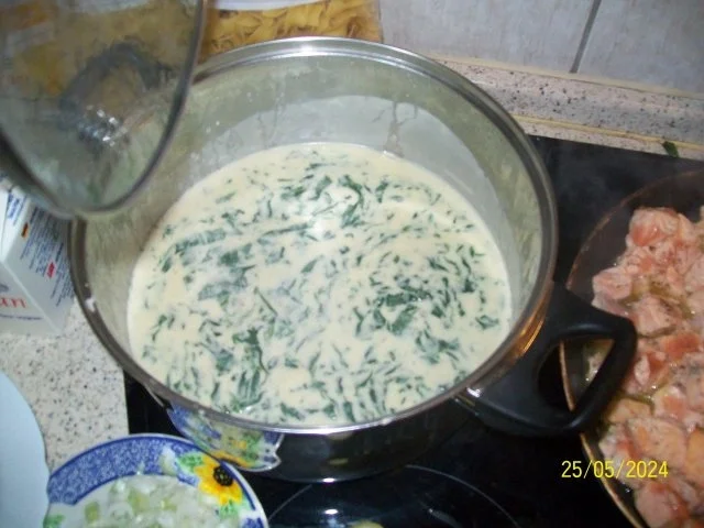 Pasta mit Lachs und Spinat - Rezept - Bild Nr. 6