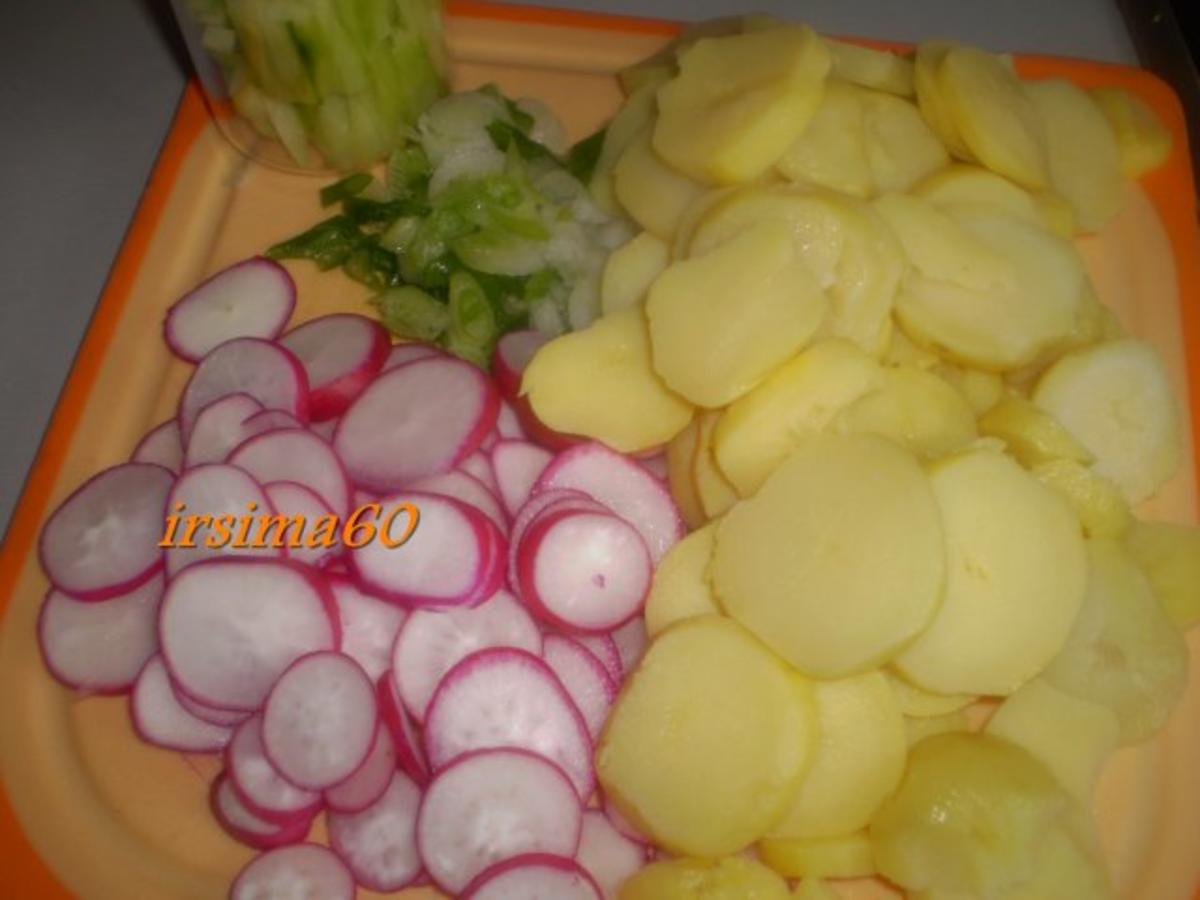 Kartoffelsalat der nach Frühling schmeckt - Rezept - Bild Nr. 2