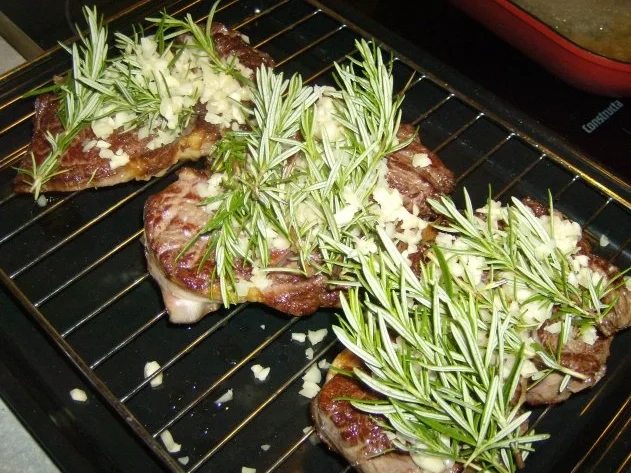 Rezept: Entrecote mit Rahm Pfeffersoße Bild Nr. 5 Entrecote mit Rahm Pfeffersoße - Rezept - Bild Nr. 5