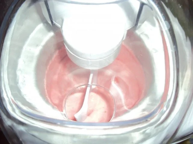 Erdbeer-Sahne Eis - Rezept - Bild Nr. 8