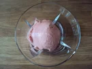 Rezept: Erdbeer-Sahne Eis Erdbeer-Sahne Eis - Rezept
