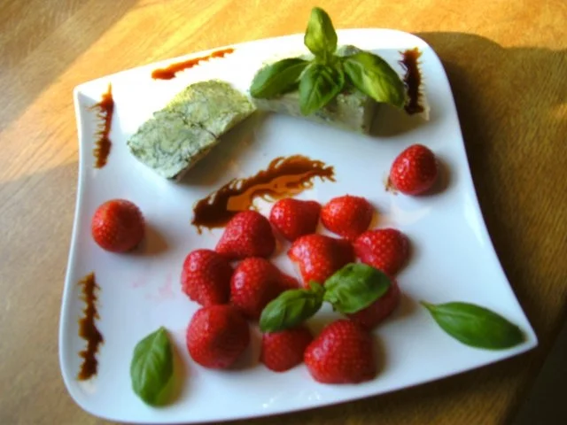 Basilikum-Eis - Rezept - Bild Nr. 3