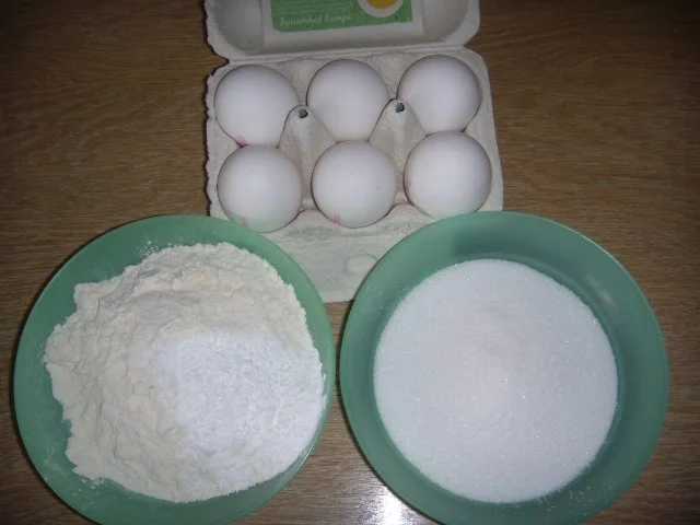 Erdbeer-Sahne-Torte mit sizilianischer Vanillecreme (crema pasticciera) - Rezept - Bild Nr. 2