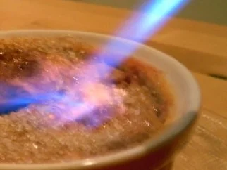 Rezept: Erdbeer-Cremé-Brulée Bild Nr. 7 Erdbeer-Cremé-Brulée - Rezept - Bild Nr. 7