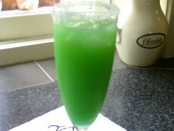 Rezept: GRÜNES EIS a'la hoci Bild Nr. 4 GRÜNES EIS a'la hoci - Rezept - Bild Nr. 4