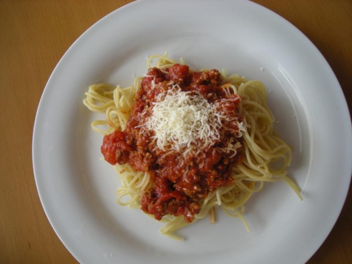 Spaghetti Bolognese - Rezept - Bild Nr. 3