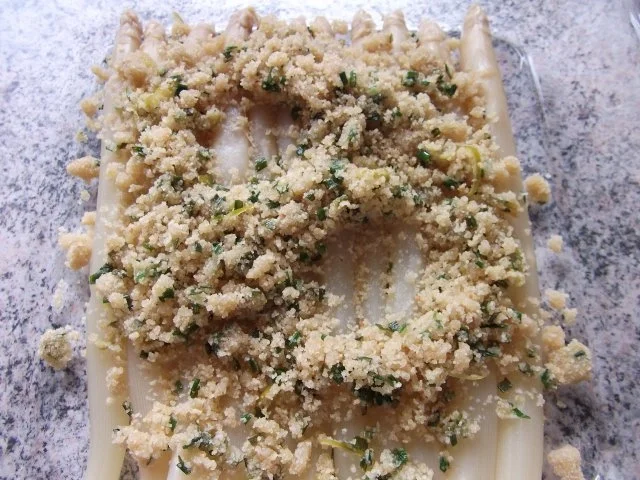 Rezept: Eier auf Spargelbett Dieter´s Art Bild Nr. 4 Eier auf Spargelbett Dieter´s Art - Rezept - Bild Nr. 4