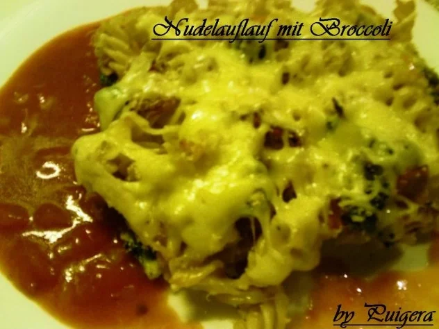 Gebackene Nudeln auf Tomatensosse - Rezept