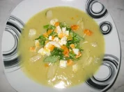 Kartoffel-Spargelsuppe mit Ei und Feldsalat - Rezept