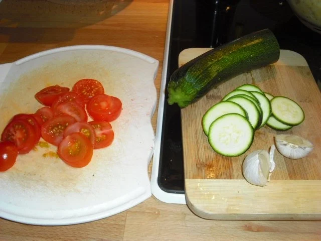 Rezept: Schafskäse-Gemüse-Päckchen Bild Nr. 3 Schafskäse-Gemüse-Päckchen - Rezept - Bild Nr. 3