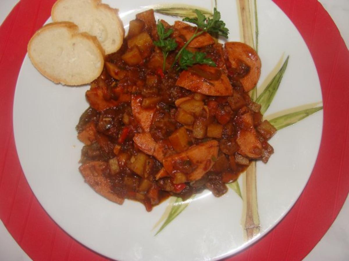 Bilder für Fleischwurst- Chorizo- Kartoffelgulasch - Rezept