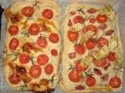 Pizza Frischkäse/Tomate - Rezept