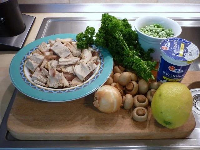 Hühnerragout vom Suppenhuhn mit Kartoffelpüree - Rezept - Bild Nr. 5