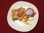 Pfannküchle mit Karamellsoße und gebratenen Apfelringen - Rezept