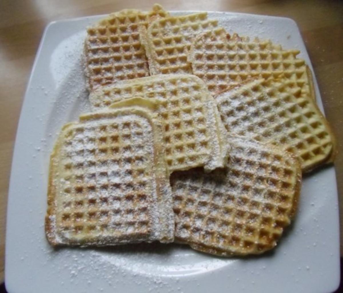 Waffeln mit Vanille - Rezept mit Bild - kochbar.de